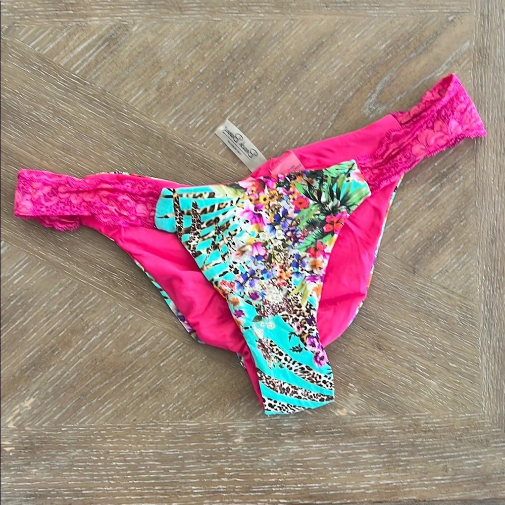 HOT TROPIC BEACH BUNNY BIKINI 🐰 - Picture 4 of 9